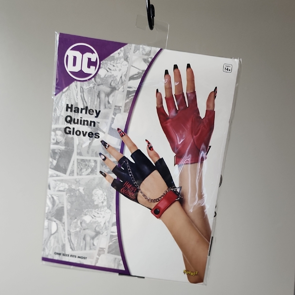 DC Harley Quinn Red and Black Gloves